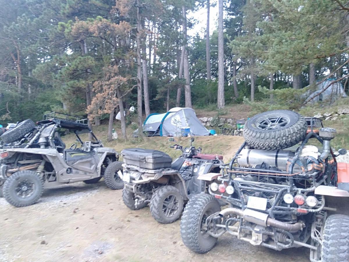 Camping Du Lac Сен-Жульєн-дю-Вердон Екстер'єр фото